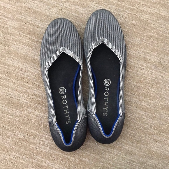 Rothy’s - Picture 1 of 3